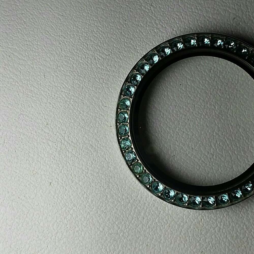 •ORIGAMI OWL•